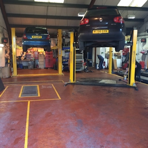 CTA-Inside_Garage